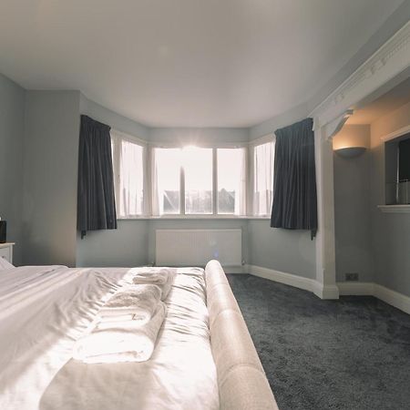 شقة Modern Flat By The Underground. لندن المظهر الخارجي الصورة