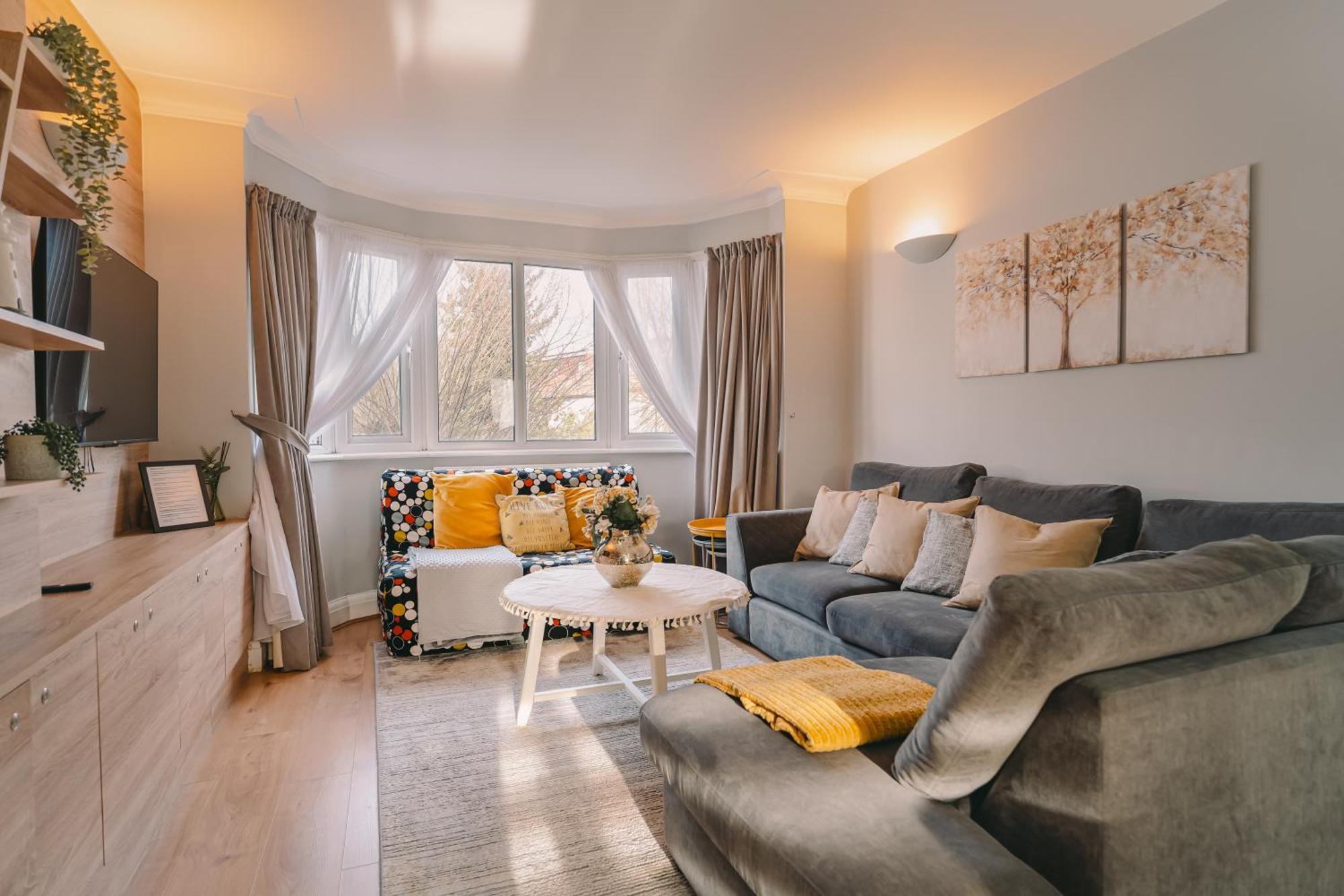 شقة Modern Flat By The Underground. لندن المظهر الخارجي الصورة